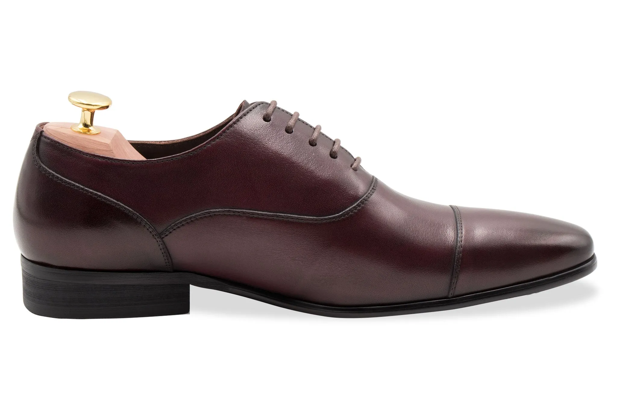 Calafate Straight Cap Burgundy Oxford