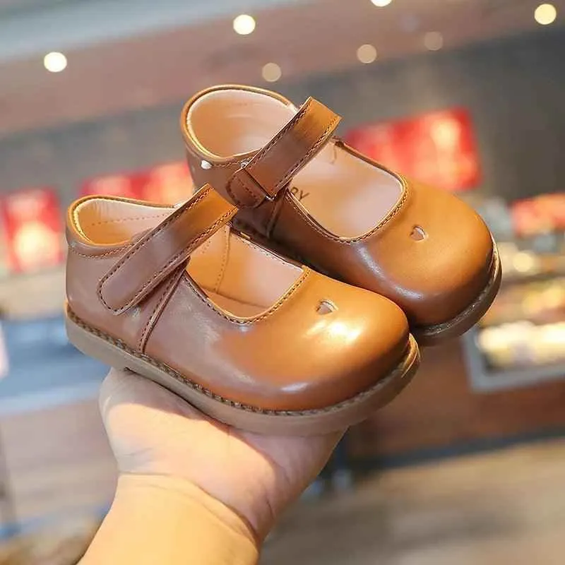 Children's Casual Shoes: Soft Leather Flats for Girls - TSS324