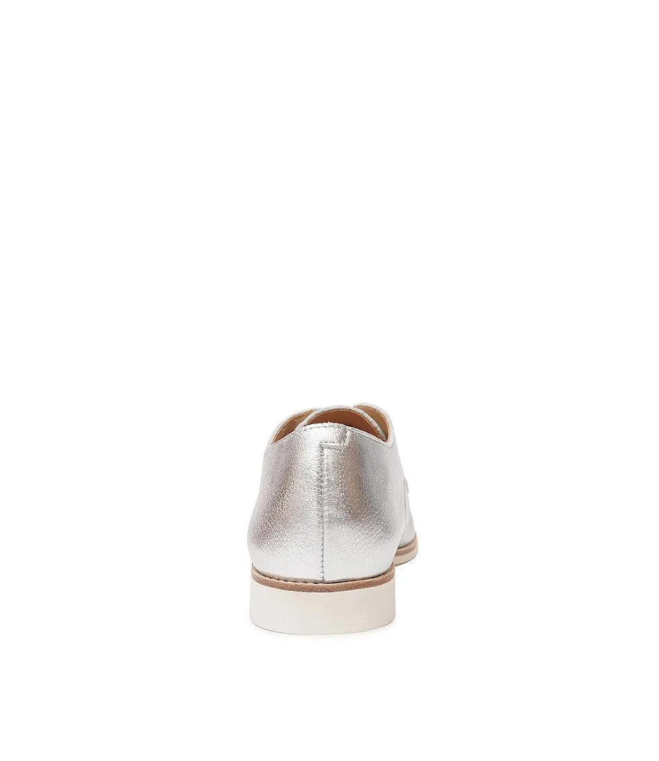 Derby Super Soft Silver Leather Lace Up Flats