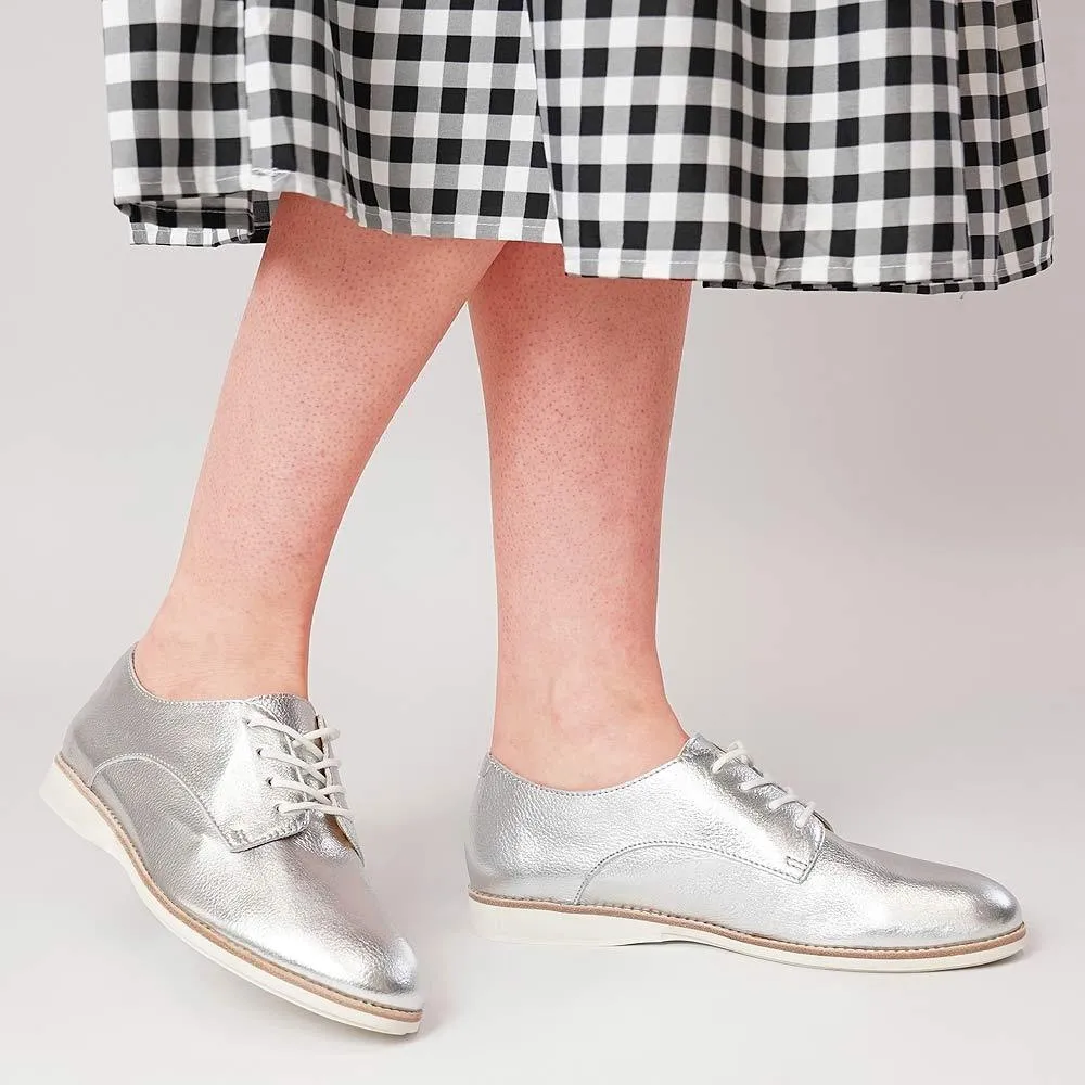 Derby Super Soft Silver Leather Lace Up Flats