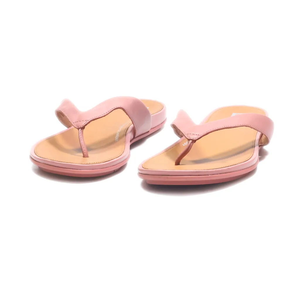 Fitflop Gracie Flat Sandals Leather Pink Colour For Women