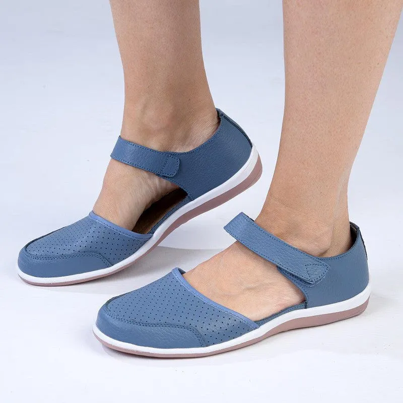 Soft style by Hush Puppies Sondra Flats - Denim Blue