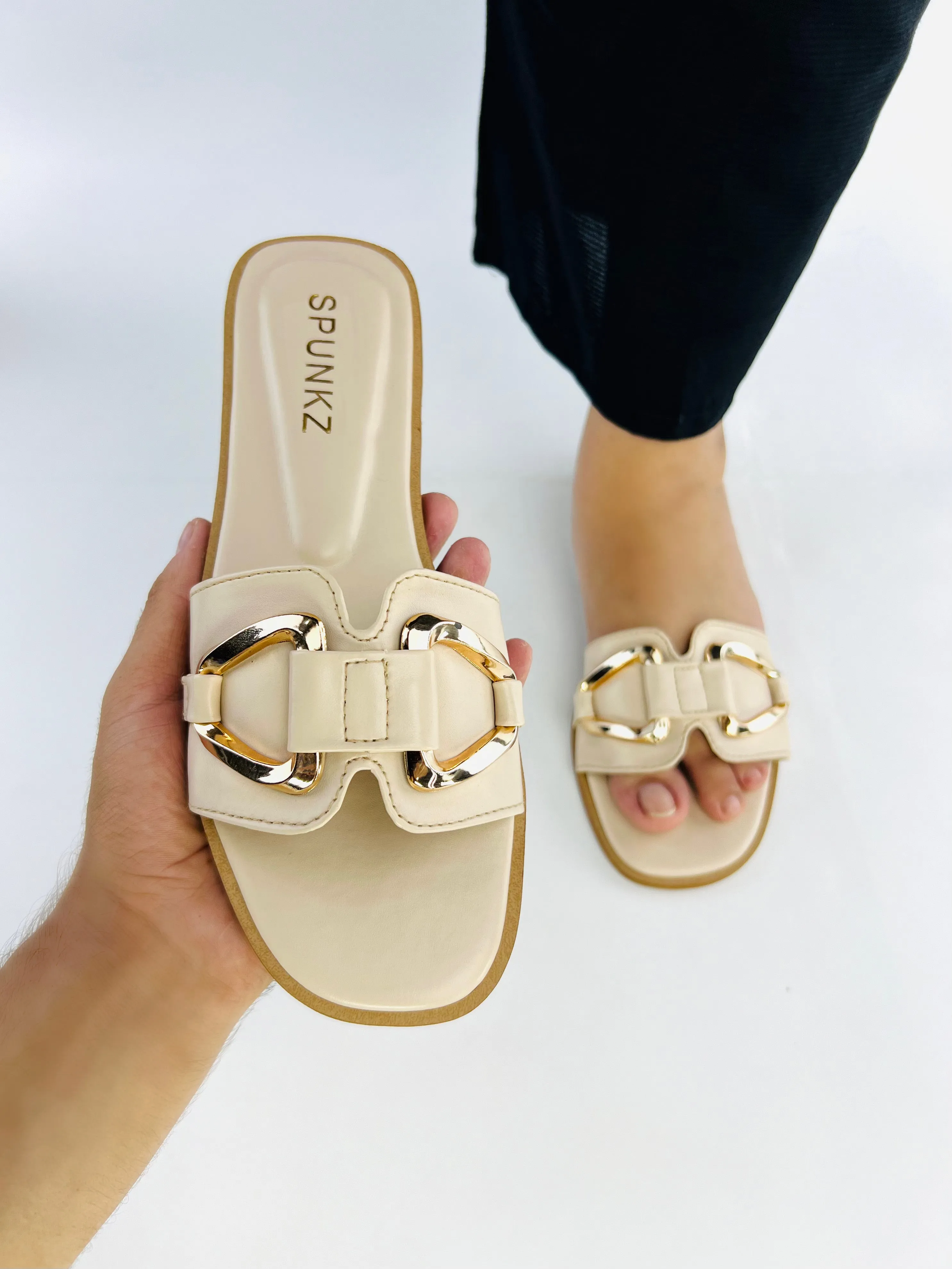 Spunkz Beige Casual Slippers for Women