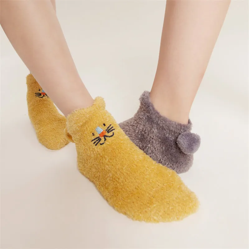 Sweetnana 3-Pack Cozy Ankle Socks for Women, Animal World Series, Non-Slip, Super Soft Fuzzy Lounge Wear Slipper Socks, Thickened Winter Stockings