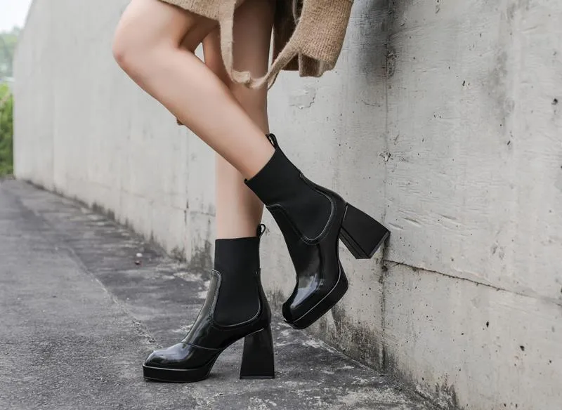 Toby Chunky Heel Chelsea Boots