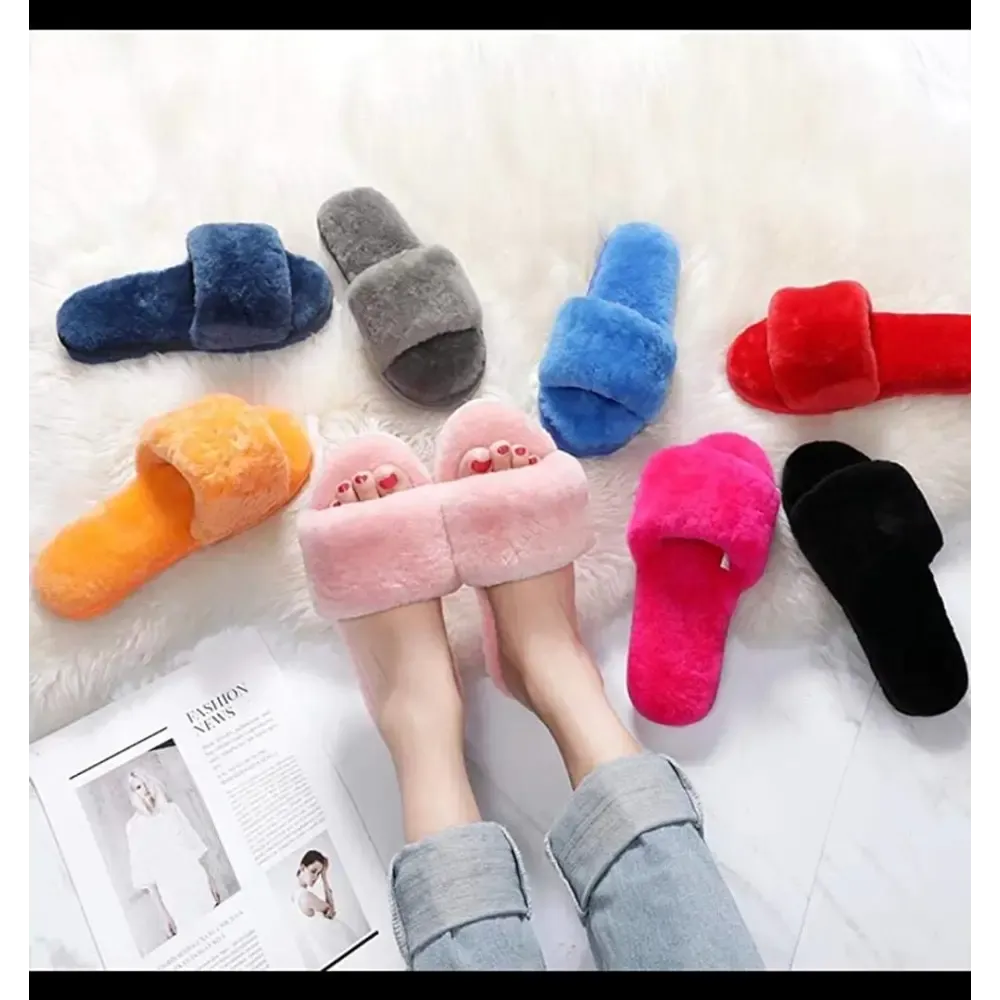 Women's Stylish Comfy Solid Pink Fur Open-Toe Slides